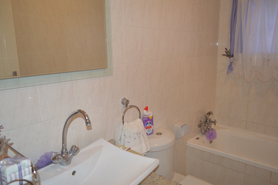 3 Bedroom Property for Sale in Doringkruin North West